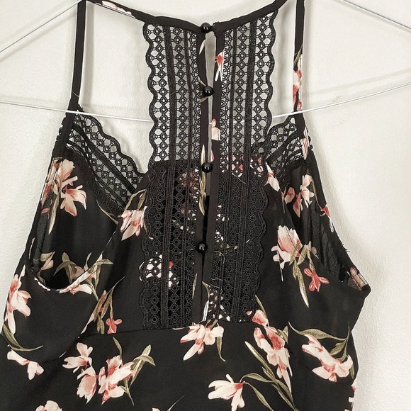 Paper Crane Pink Floral Tank Top - Picture 6 of 7